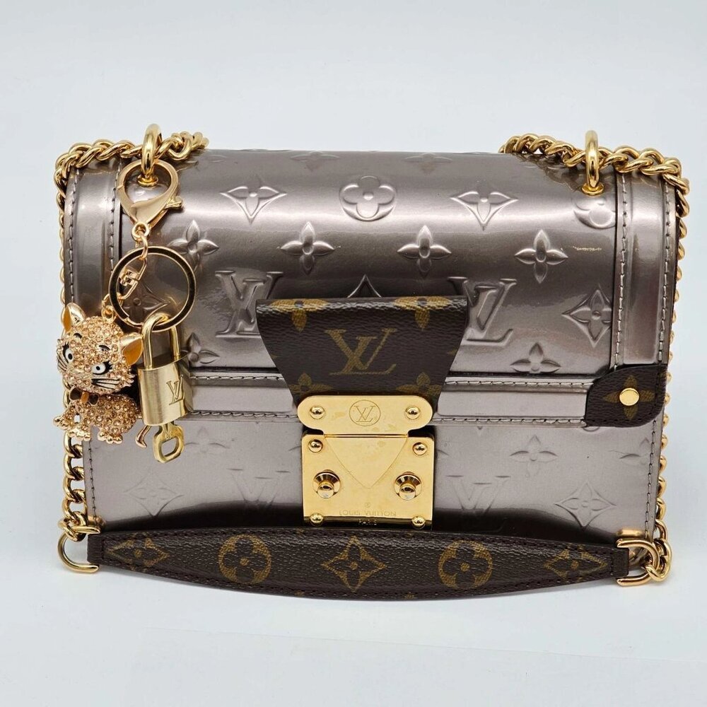 Authentic Louis Vuitton Lock & Key with unbranded Cat Bagcharm, Keycharm 010226 - Picture 3 of 7